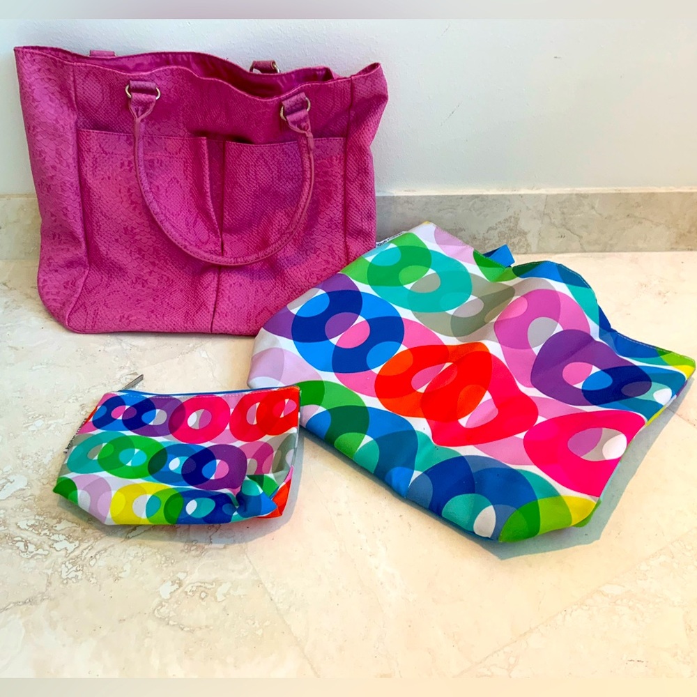Fun hot pink totes Neiman Marcus/clinique NWOT